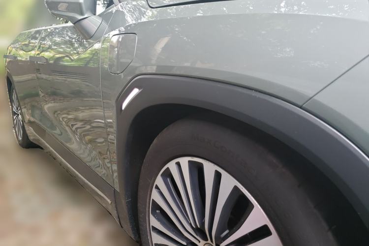 Used Nio ES6 2020 610 km Performance Version Front Right 45 Deg