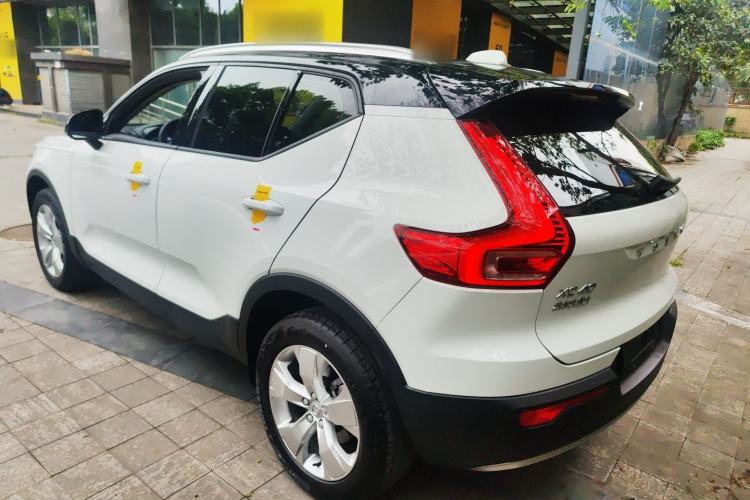 Used Volvo XC40 2022 T4 Four-Wheel Drive Smart & Stylish Edition
