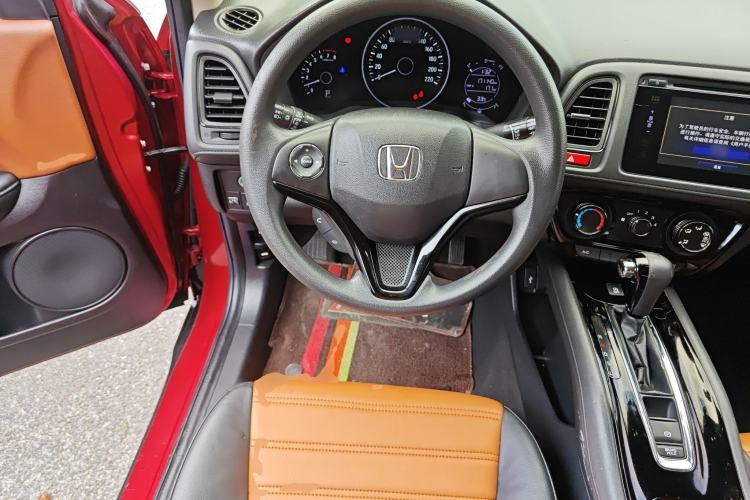 Used Honda Vezel 2016 1.8L CVT Front-Wheel Drive Pioneer Edition
