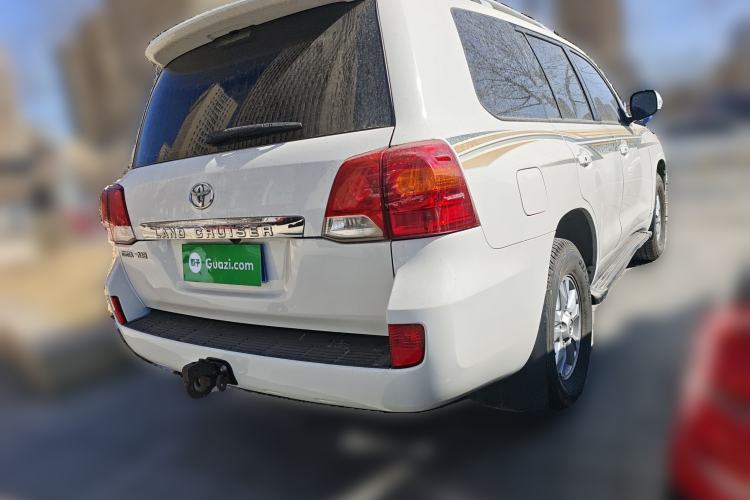 Used Toyota Land Cruiser 2012 4.0L Automatic VX
