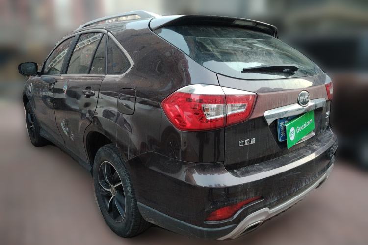 Used BYD S7 2015 1.5T Upgraded Manual Luxury Model

