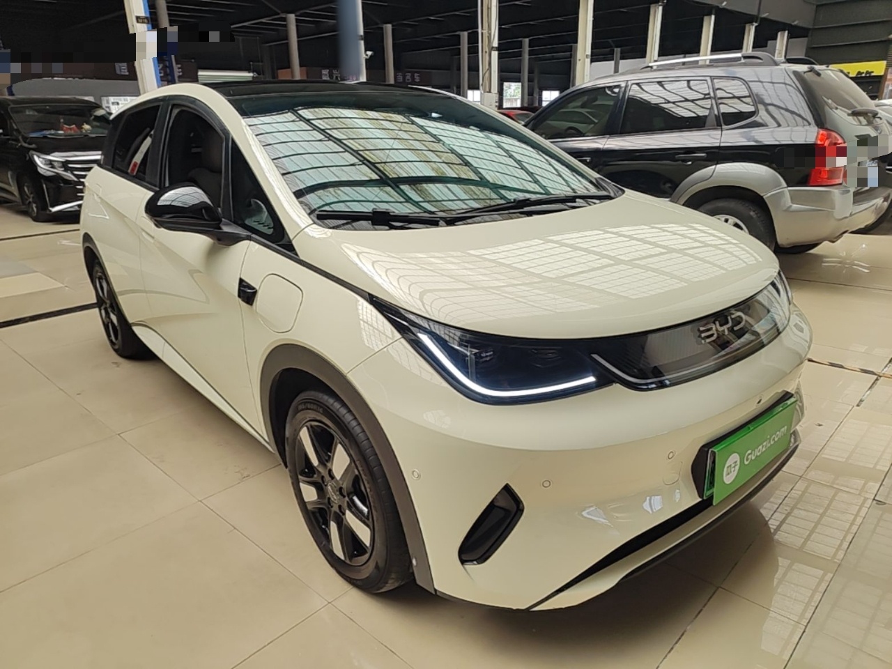 BYD Dolphin 2025 Intelligent Driving Version 410 km Fashion Edition — снимка 3