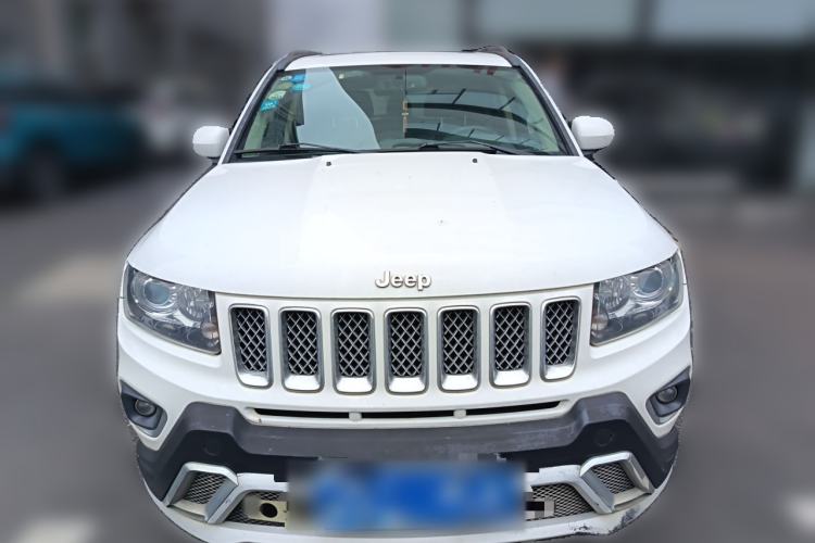 Used Jeep Compass 2014 2.0L two-wheel drive luxury version Front