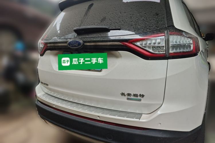 Used Ford Edge 2016 EcoBoost 245 Two-Wheel-Drive Titanium 7-Seater
