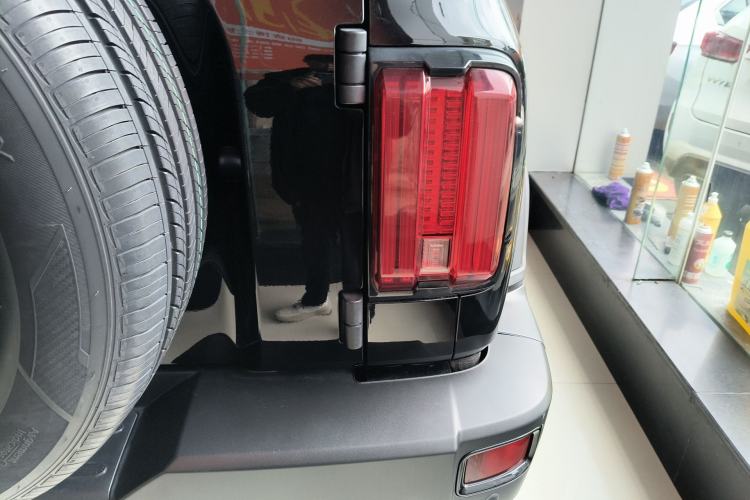 Used Tank 300 2021 Off-Road Edition 2.0T Challenger Right Rear Taillight