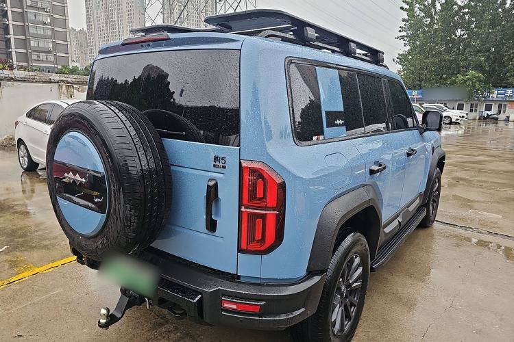 Used Formula Leopard Leopard 5 2023 Explore Edition