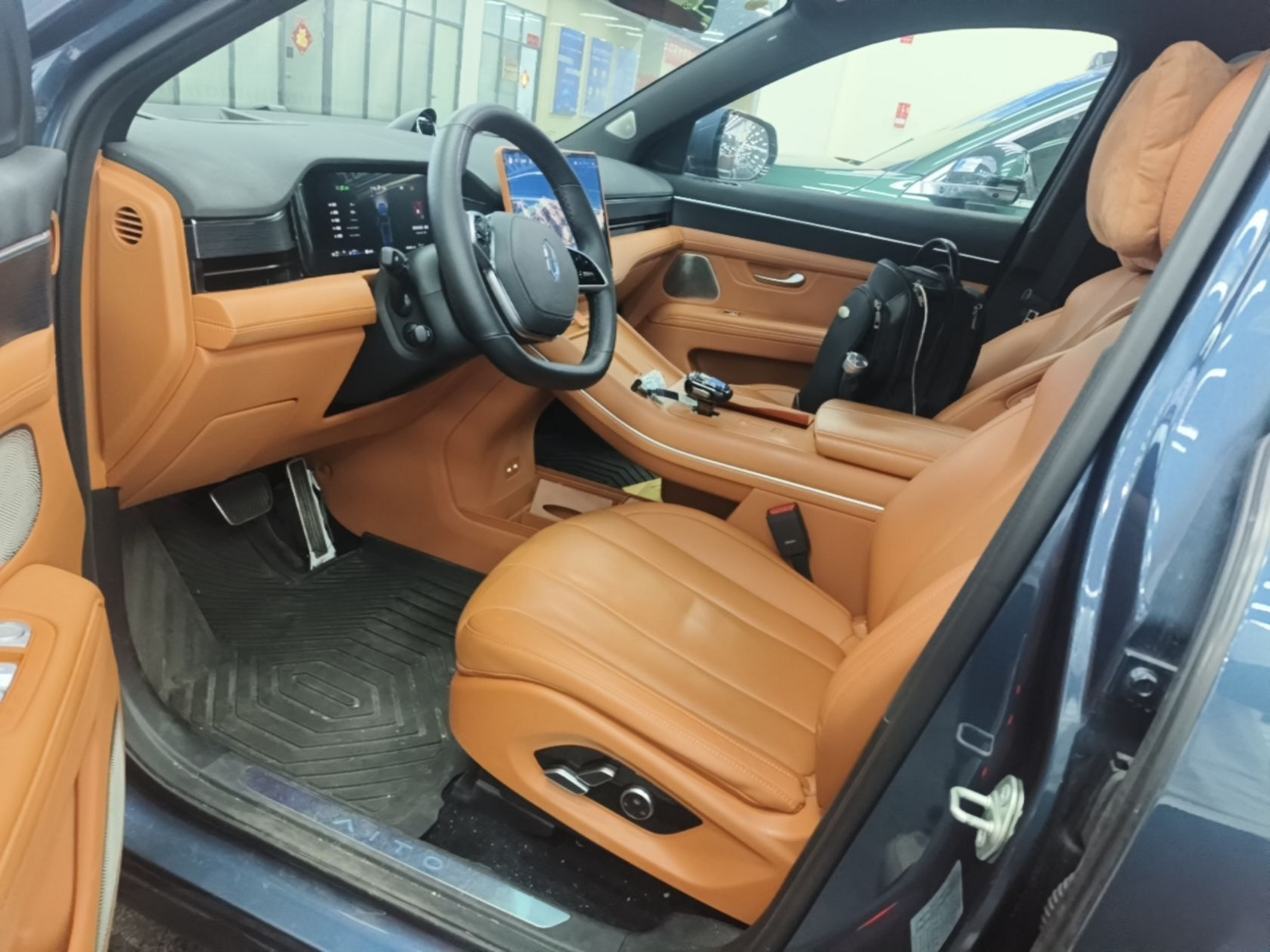 Interior delantero