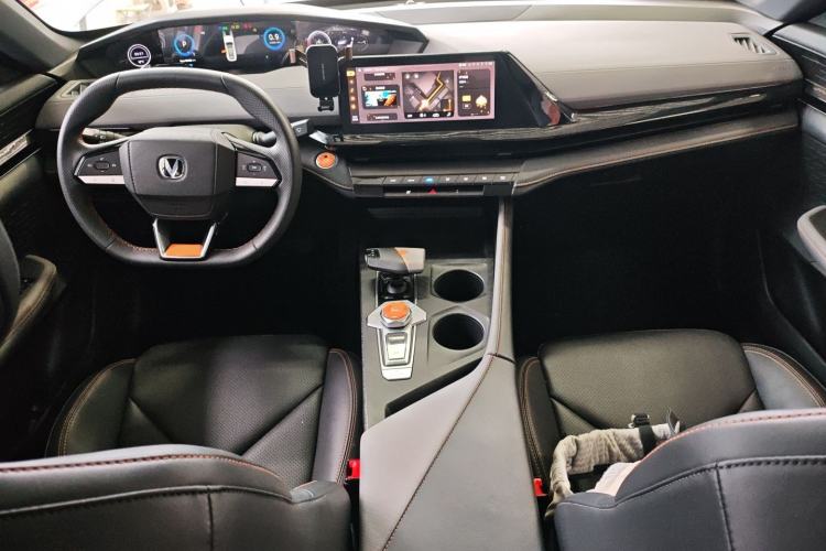 Used Changan UNI-V 2022 1.5T Excellence Model
