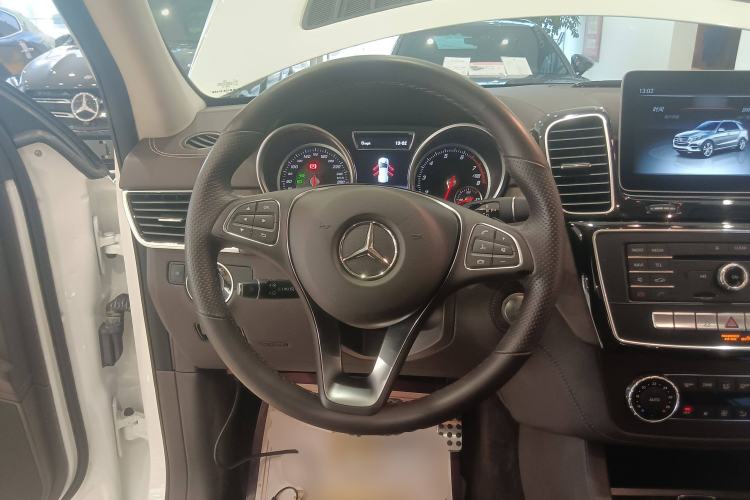 Used Mercedes-Benz GLE-Class 2018 GLE 400 4MATIC U.S. specification