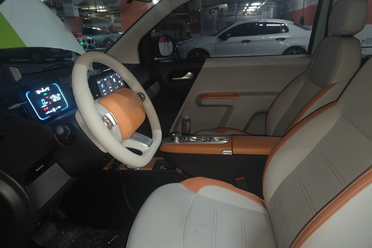 Used CHANGAN NEVO Lumin 2025 301km Honey Dew Edition Left Front Seat