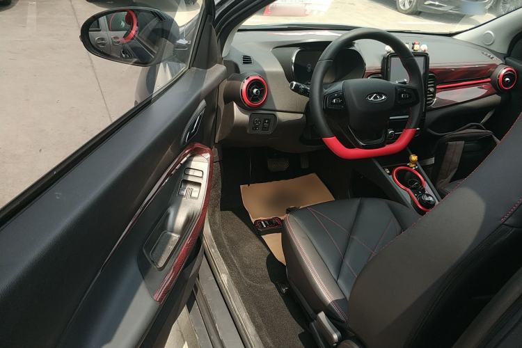 Used Chery QQ Little Ant 2023 251km True Love Edition Lithium Iron Phosphate Driver Seat