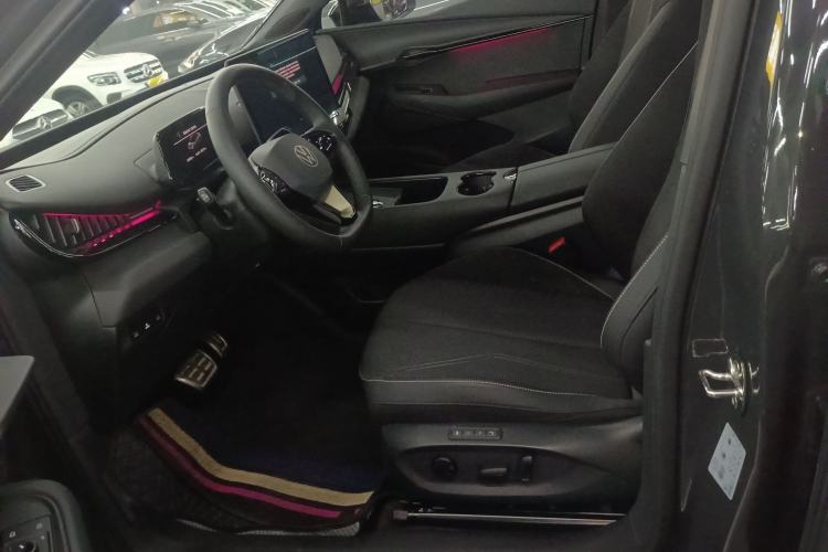 Used Volkswagen ID.UNYX 2024 Pro Long-Range Version