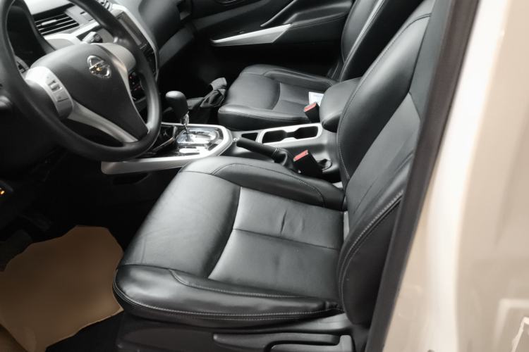 Used Nissan Terra 2020 2.5L XL Upper Automatic Two-Wheel Drive Luxury Edition
