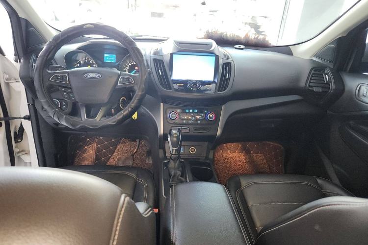 Used Ford Kuga 2018 EcoBoost 180 Two-Wheel-Drive Platinum Edition
