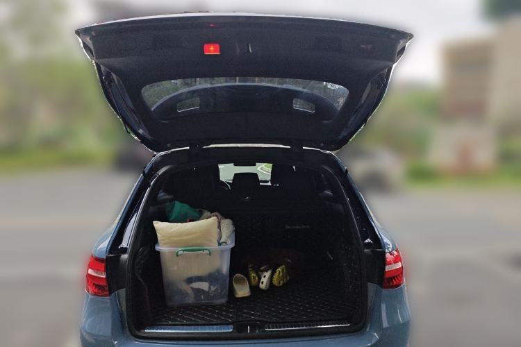 Used Mercedes-Benz GLC 2018 Facelifted GLC 260 4MATIC Dynamic Edition Trunk