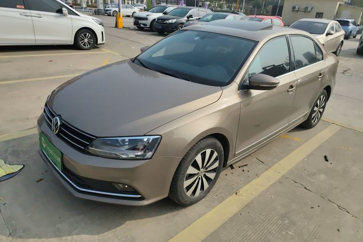 Used Volkswagen Sagitar 2017 180TSI Automatic Luxury Edition