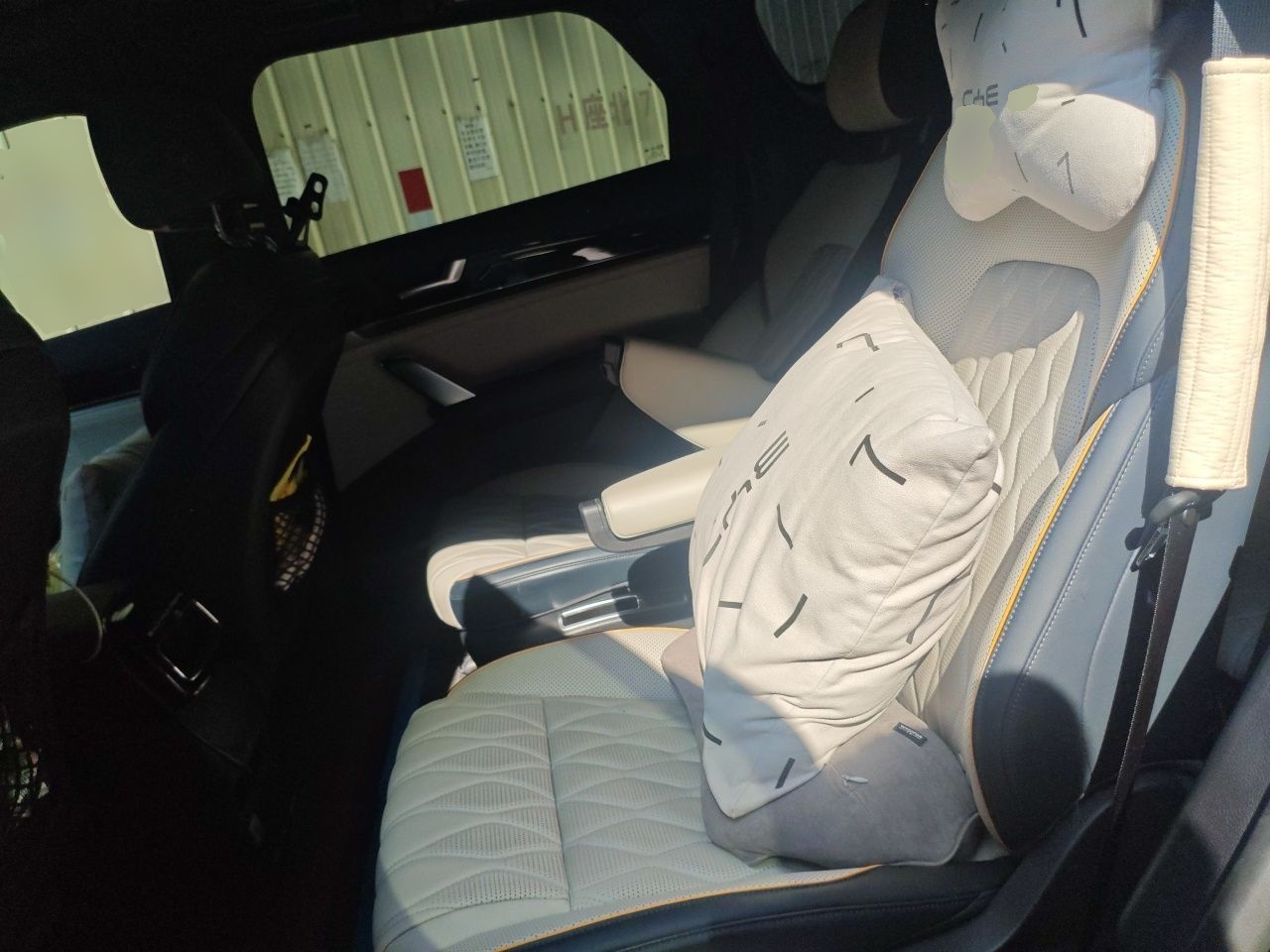 BYD Tang New Energy 2022 DM-p 215KM Four-Wheel Drive Flagship Model — снимка 17