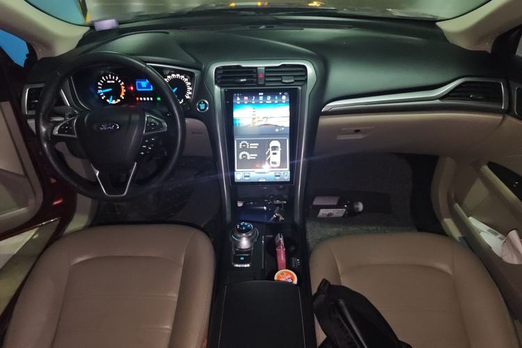 Used Ford Mondeo 2017 EcoBoost 180 Comfort Model
