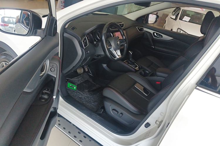 Used Nissan Qashqai 2022 2.0L CVT XV Premier Luxury Edition Driver Seat