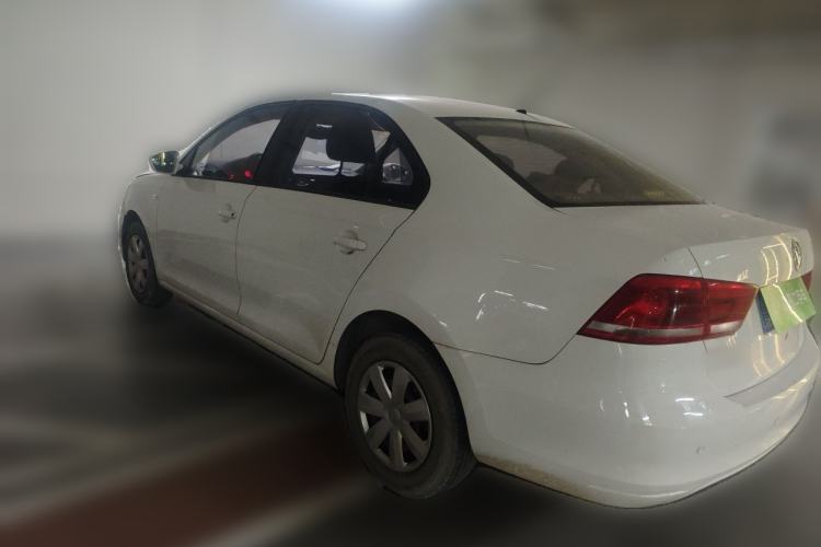 Used Volkswagen Santana 2015 1.6L Manual Fashion Edition