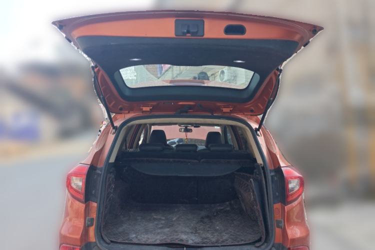 Used BYD Song 2016 Gaishi Edition 1.5TID Automatic Luxury Model
