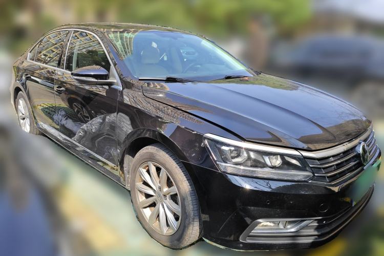 Used Volkswagen Passat 2017 330TSI DSG Luxury Edition
