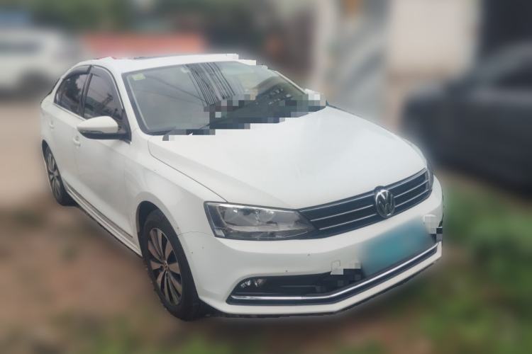 Used Volkswagen Sagitar 2017 1.6L Manual Comfort Model
