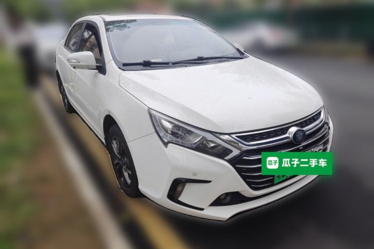 Used BYD Qin New Energy 2017 1.5T Luxury Model Front Right 45 Deg