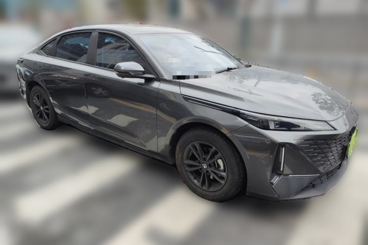 Used CHANGAN Eado DD 2023 Blue Whale NE 1.5T GDI DCT Luxury Edition Front Right 45 Deg