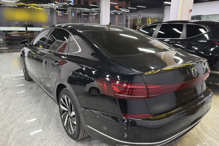 Used Volkswagen Passat 2023 330TSI Elite Edition
