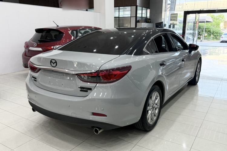 Used Mazda Atenza 2015 2.0L Blue Sky Luxury Edition