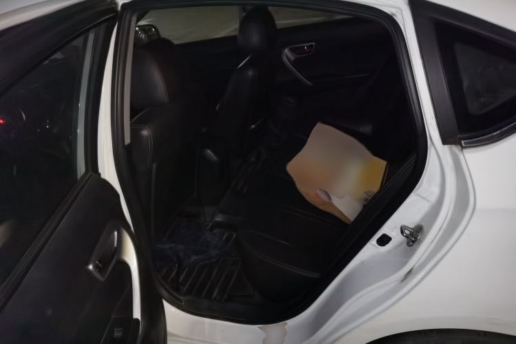 Used Soueast V5 Lingzhi 2015 1.5L Manual Luxury Model