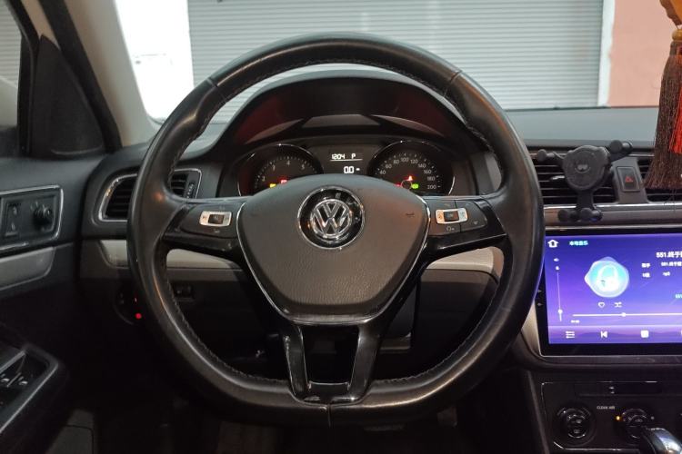 Used Volkswagen Gran Lavida 2017 230TSI DSG Comfort Edition
