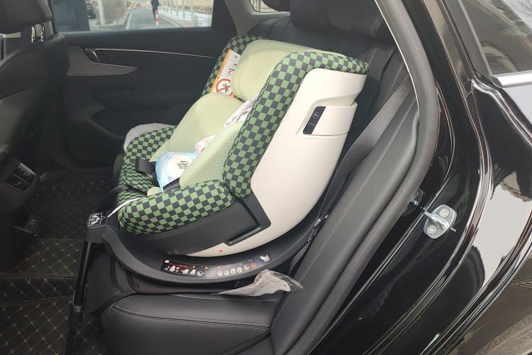 Used Buick LaCrosse 2025 28T Platinum Edition
