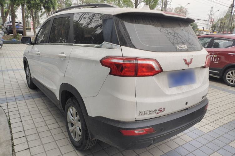 Used Wuling Hongguang S3 2018 1.5T Manual Comfort Model China V Standard