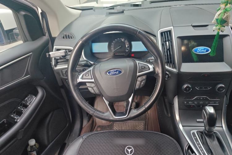 Used Ford Edge 2016 EcoBoost 245 Two-Wheel-Drive Titanium 7-Seater