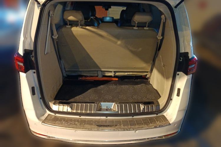 Used Buick GL8 2022 Land Cruiser Executive Class 652T Comfort Model