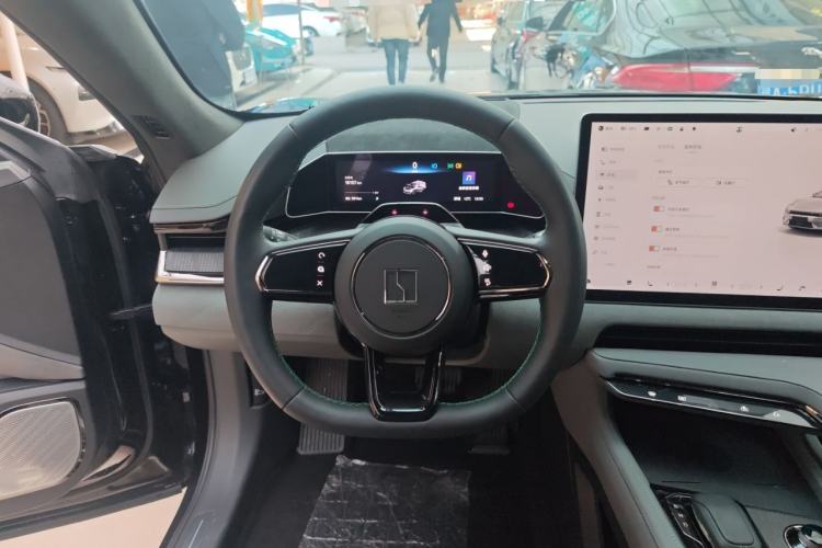 Used Zeekr 001 2023 WE Edition 100 kWh
