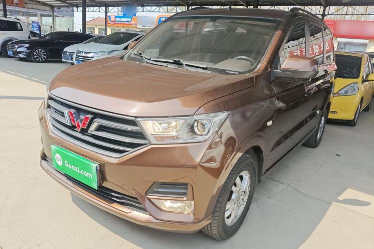 Used Wuling Hongguang 2019 1.5L S Comfort Edition China VI LAR