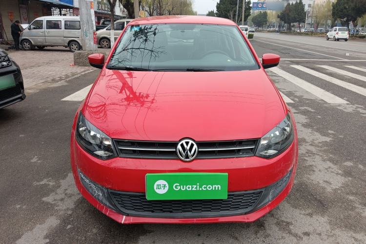 Used Volkswagen Polo 2013 1.4L Manual Fashion Edition Front