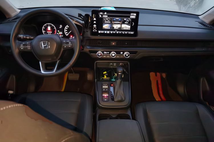 Used Honda CR-V 2023 240TURBO Two-Wheel Drive FENGSHANG Edition 5 Seats Center Console