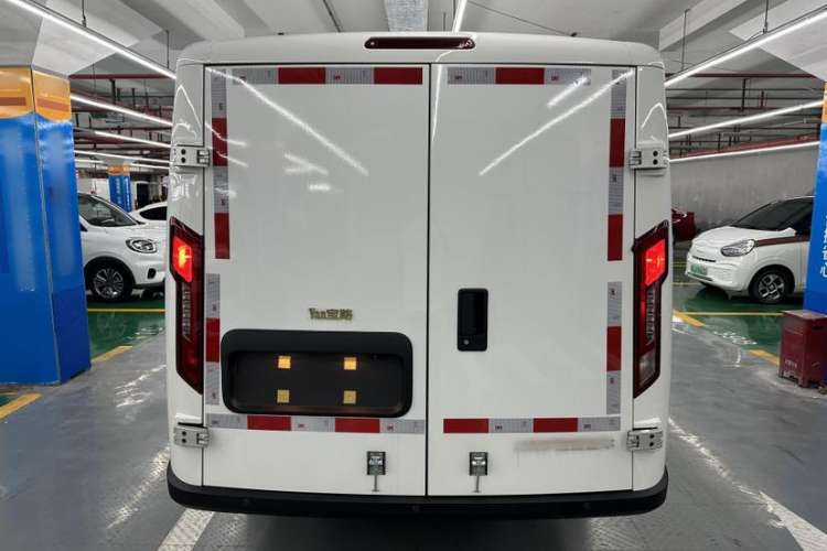 Used JAC Van Baolu 2024 V8 Dream Edition - CATL