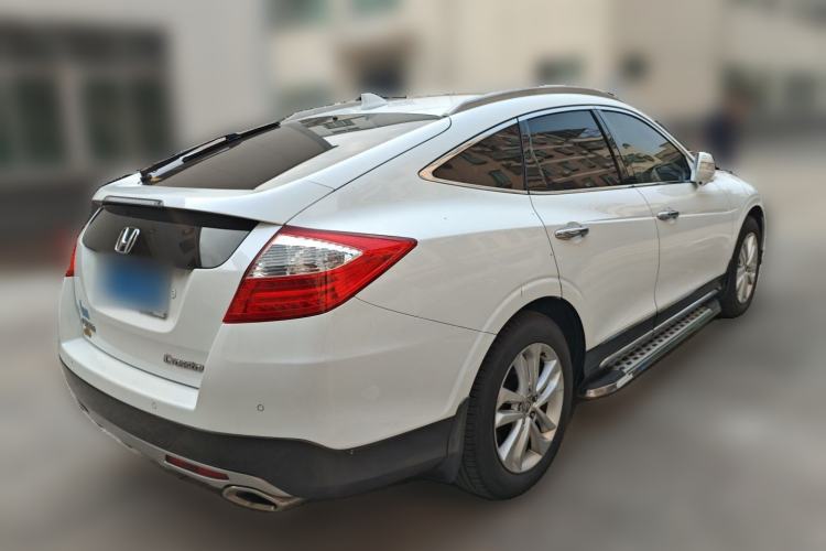 Used Honda Crosstour 2014 2.4L Luxury Edition