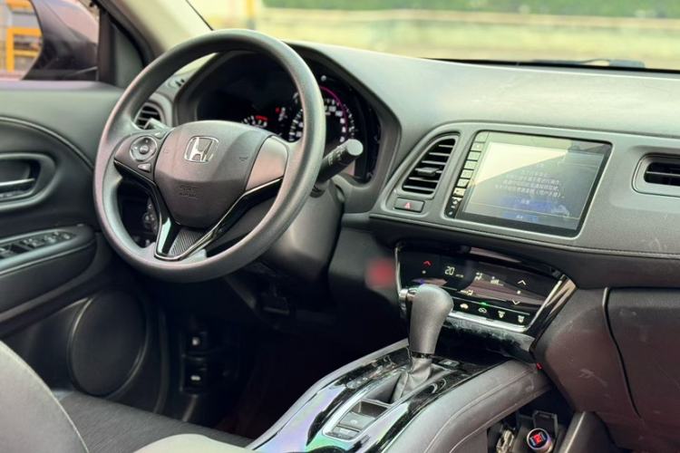 Used Honda Vezel 2019 220 TURBO CVT Luxury Edition China VI
