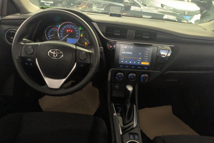 Used Toyota Levin 2017 Revised 185T CVT Elite Edition China V Standard Center Console