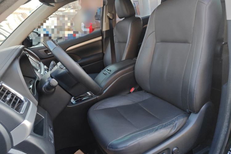 Used Toyota Highlander 2018 2.0T Four-Wheel Drive Luxury Edition 7 Seats China V Emission Standard
