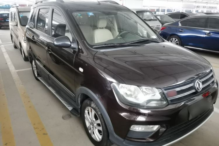 Used Dongfeng Fengon 370 2016 1.5L Manual Standard Edition SFG15-05 7 Seats
