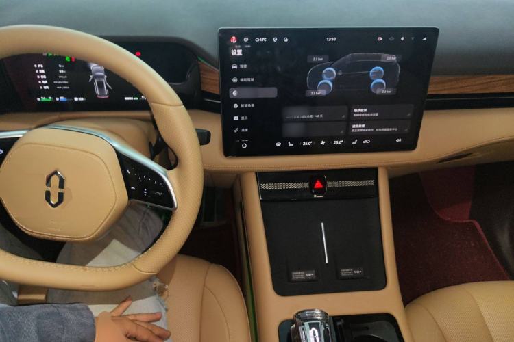 Used Hima AITO M7 2024 1.5T Intelligent Driving Rear-Drive Ultra Version 6 Seats
