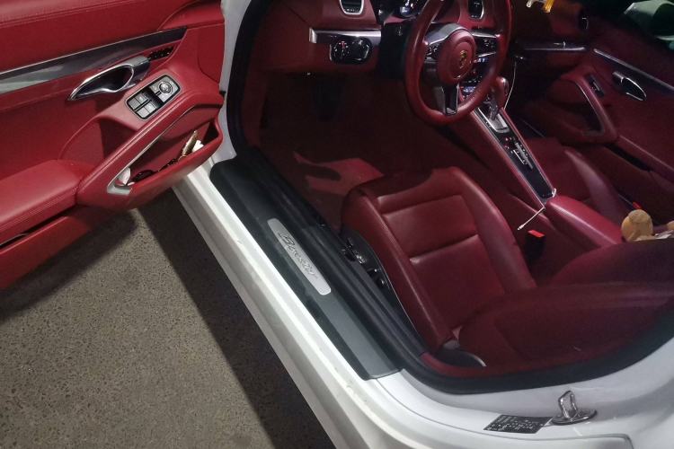 Used Porsche 718 2020 Boxster 2.0T Driver Seat