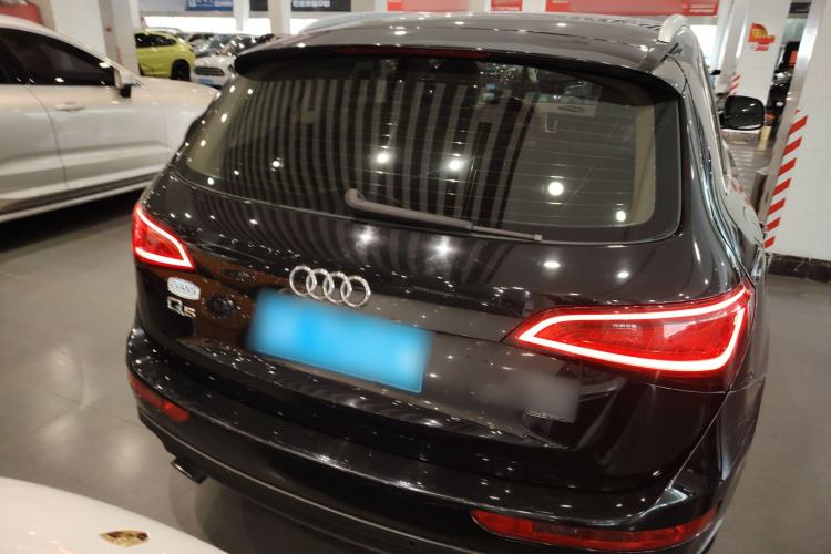 Used Audi Q5 2015 40 TFSI Technology Edition Rear